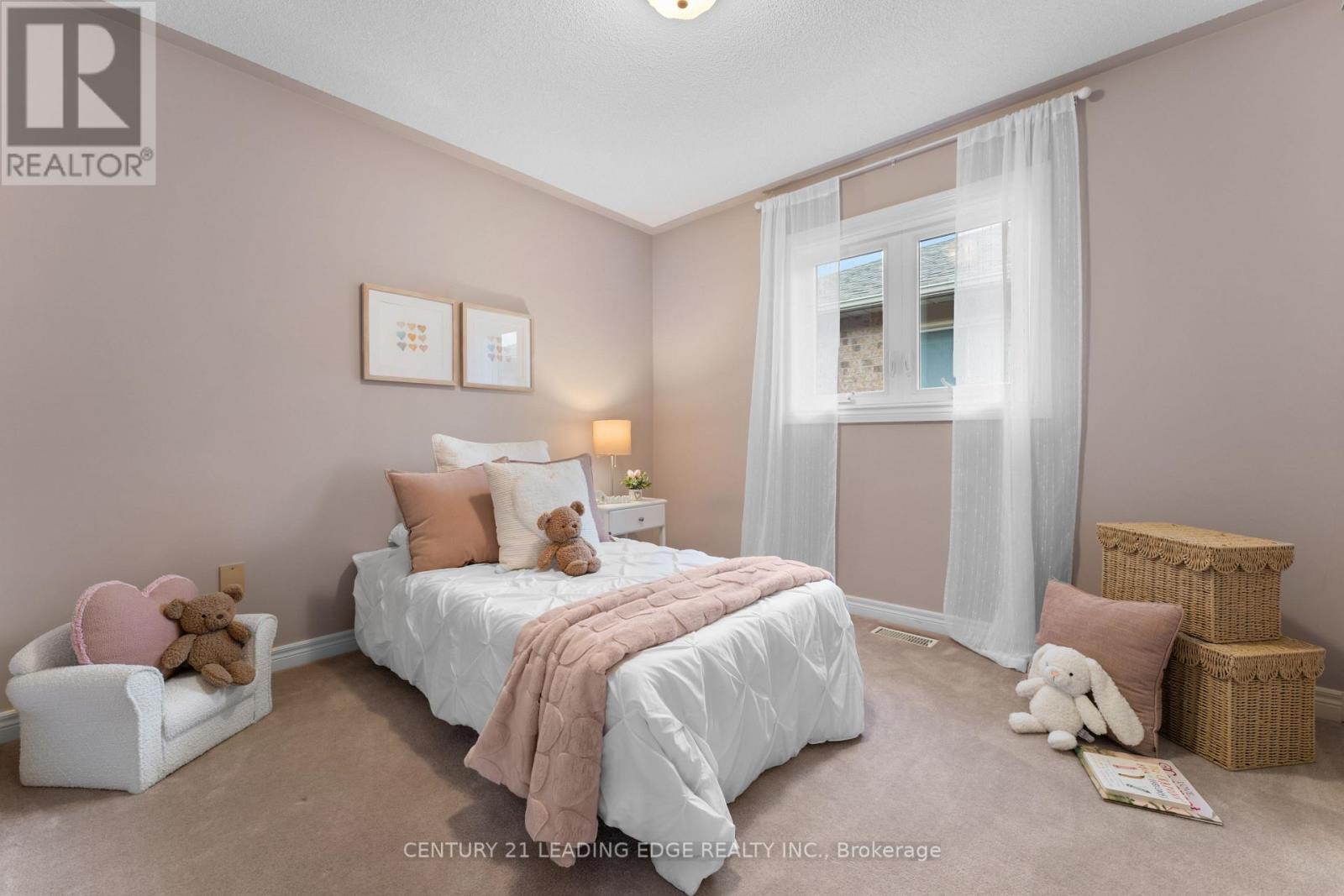 1611 Seguin Square, Pickering, Ontario  L1V 6T4 - Photo 28 - E12702392