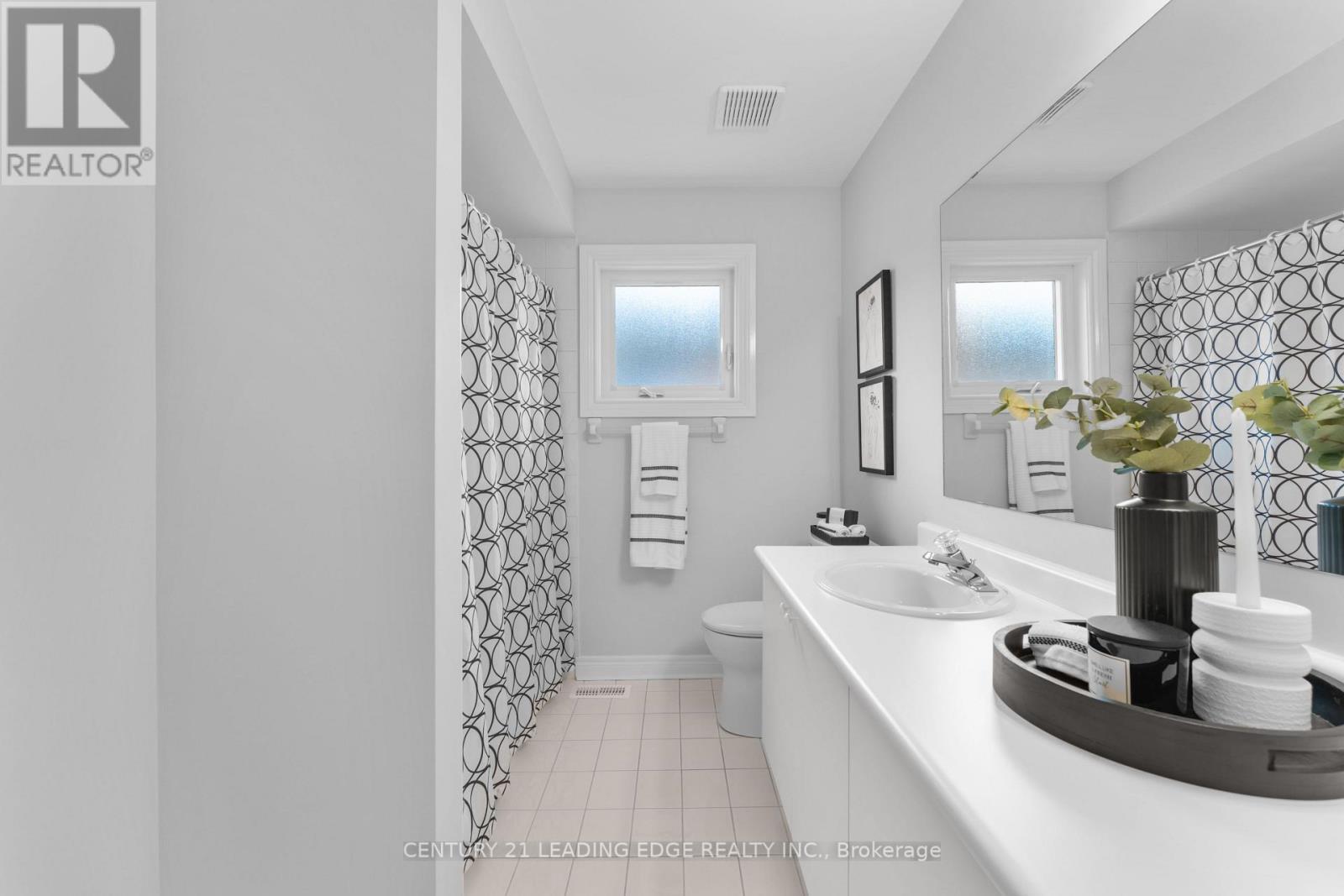 1611 Seguin Square, Pickering, Ontario  L1V 6T4 - Photo 30 - E12702392