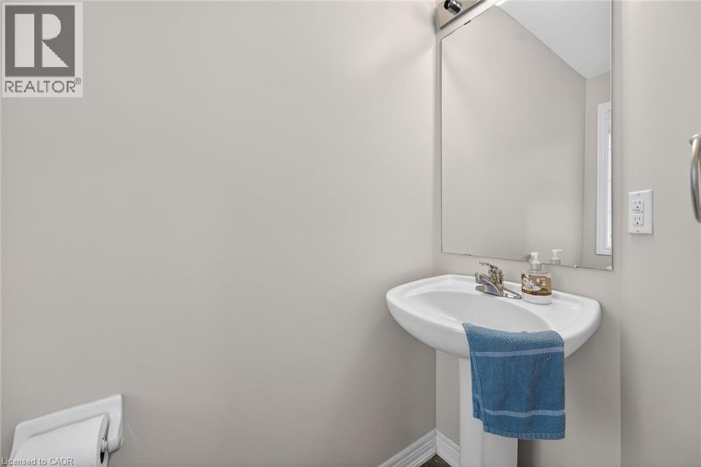 40 Myers Lane, Ancaster, Ontario  L9G 1A5 - Photo 4 - 40798268