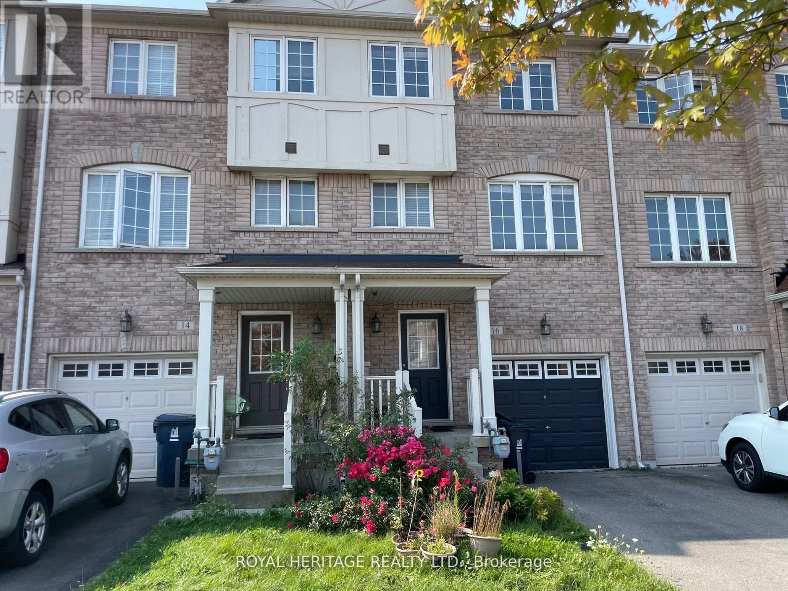 16 Pilkington Drive, Toronto, Ontario  M1L 0B6 - Photo 1 - E12704154