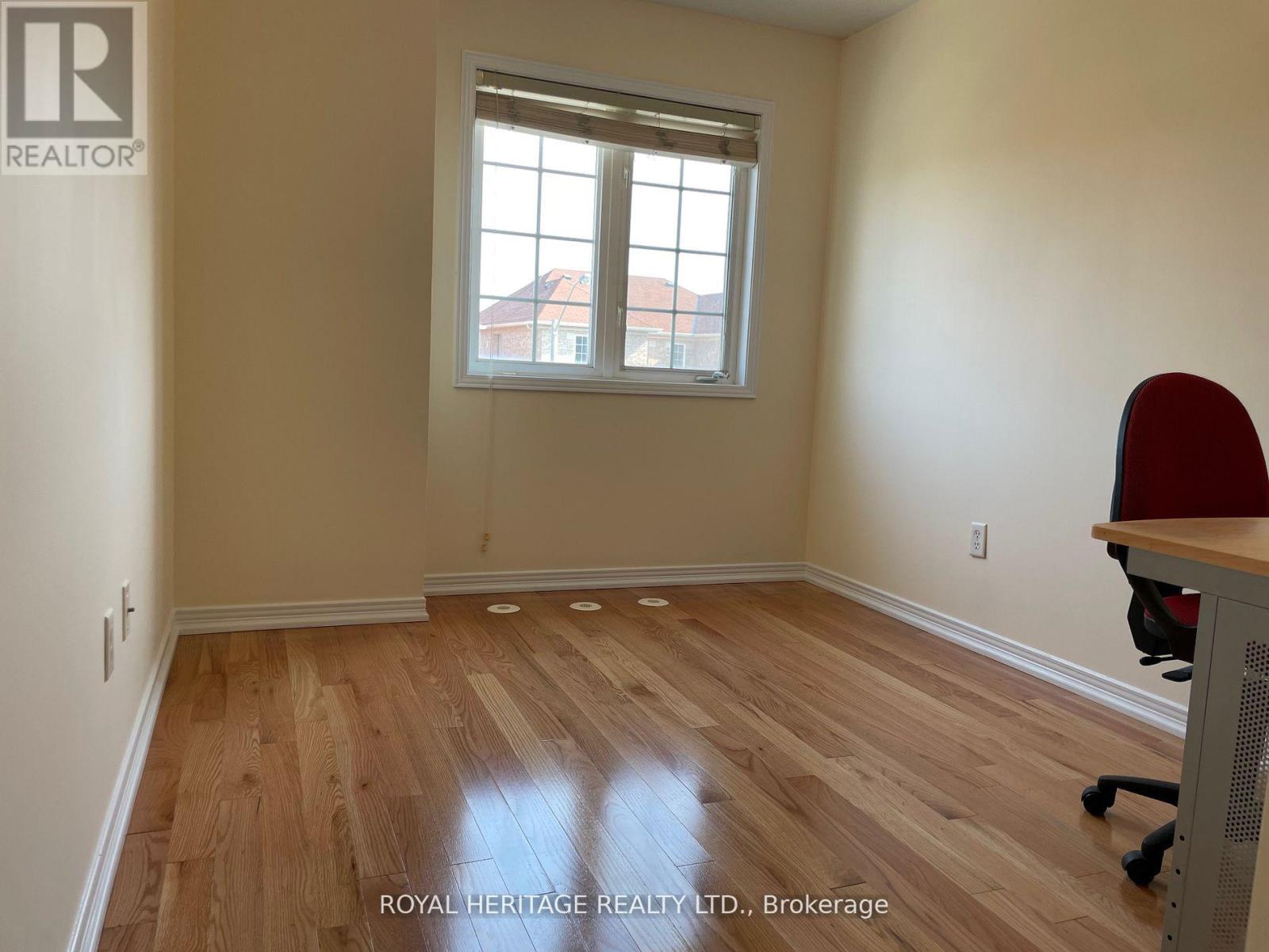 16 Pilkington Drive, Toronto, Ontario  M1L 0B6 - Photo 14 - E12704154