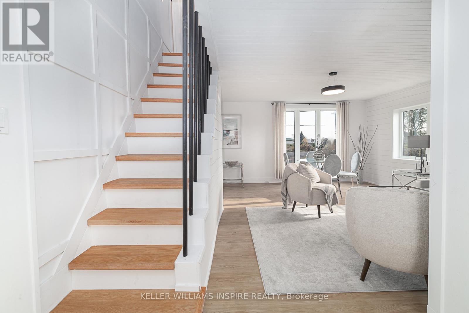 3048 Victoria Road, Prince Edward County, Ontario  K0K 1L0 - Photo 5 - X12703986