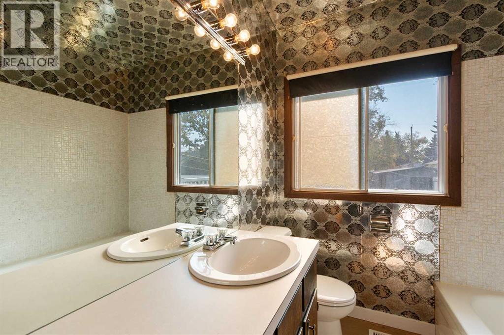 433 1 Avenue Ne, Airdrie, Alberta  T4B 1R3 - Photo 13 - A2260229