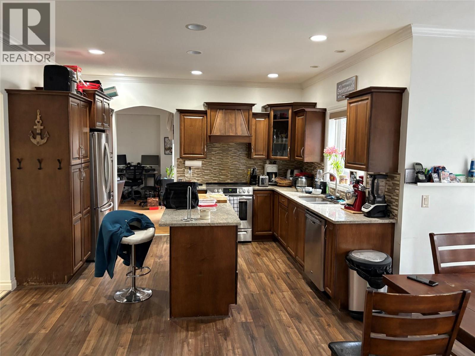 5017 Killdeer Road, Kelowna, British Columbia  V1W 4M4 - Photo 3 - 10372432