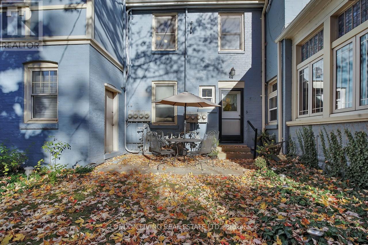 3 - 49 Ridout Street S, London South, Ontario  N6C 3W8 - Photo 24 - X12703980