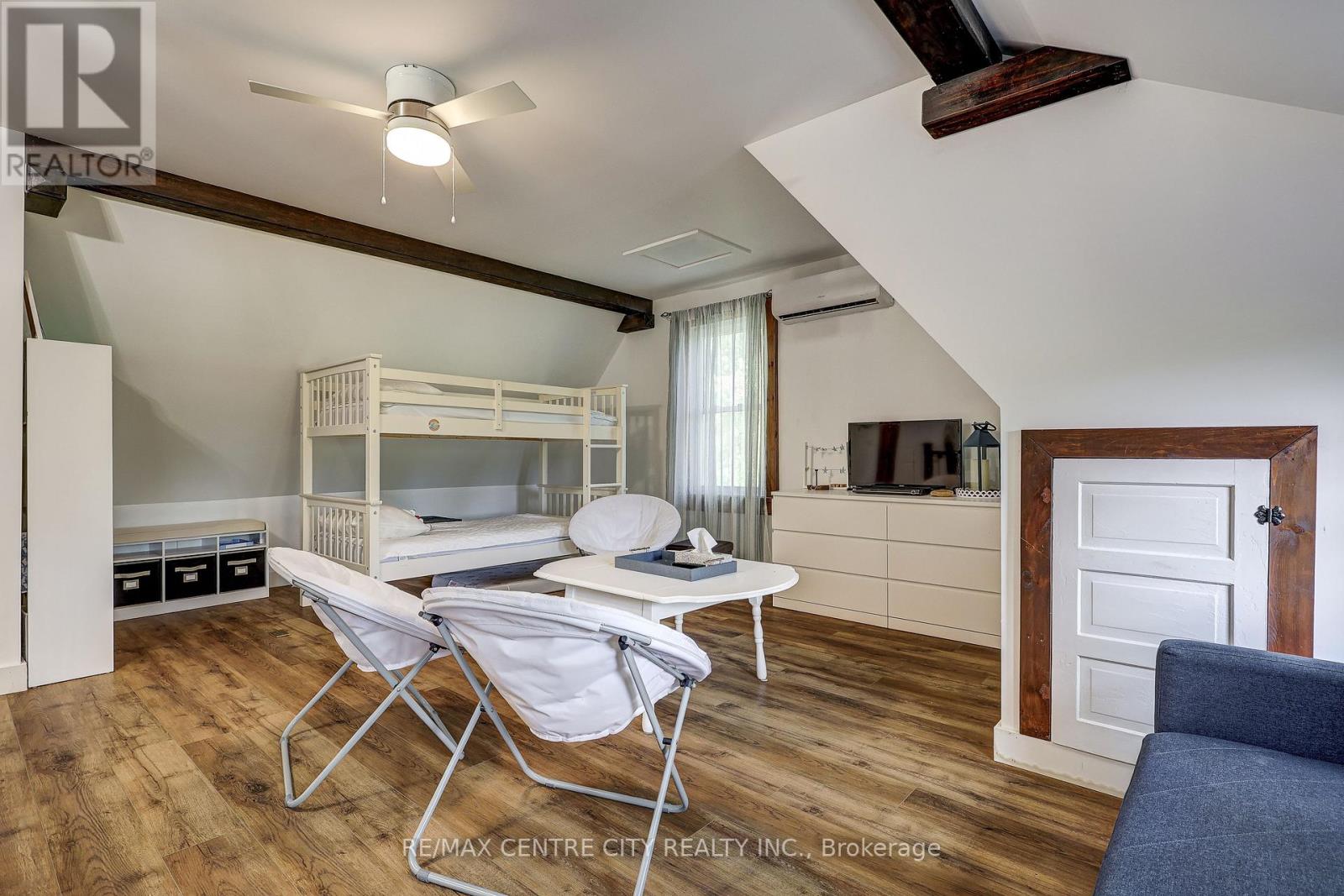 17374 Lakeshore Road, Chatham-Kent, Ontario  N0P 1X0 - Photo 33 - X12704026