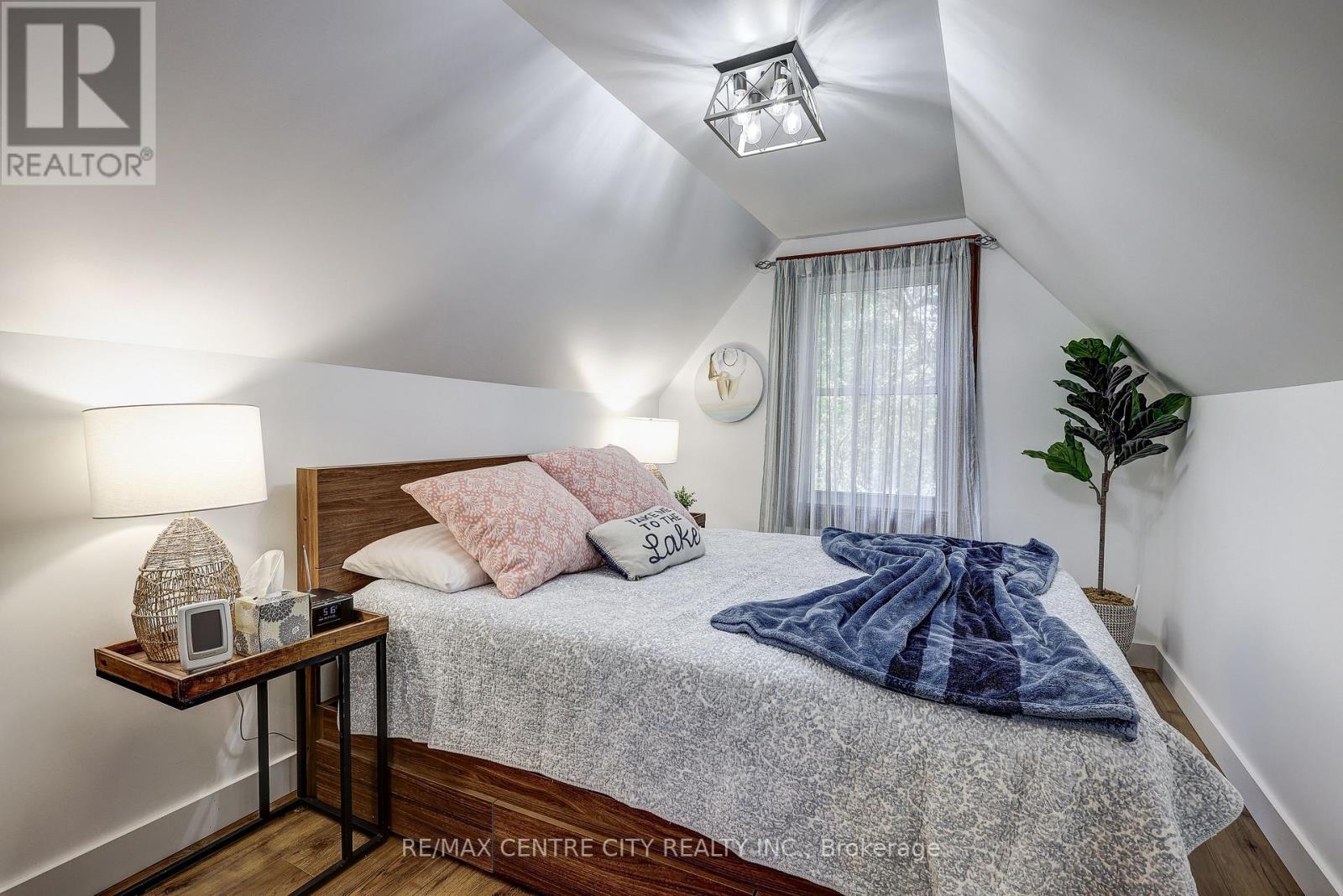 17374 Lakeshore Road, Chatham-Kent, Ontario  N0P 1X0 - Photo 37 - X12704026