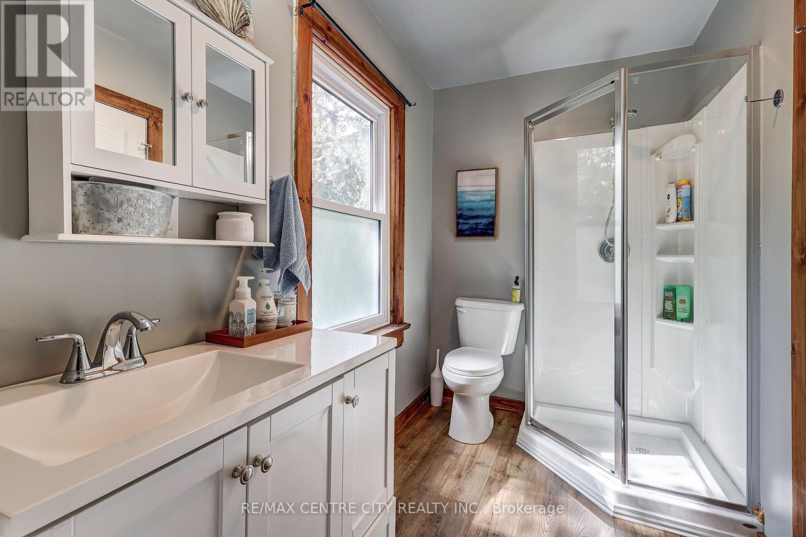 17374 Lakeshore Road, Chatham-Kent, Ontario  N0P 1X0 - Photo 39 - X12704026