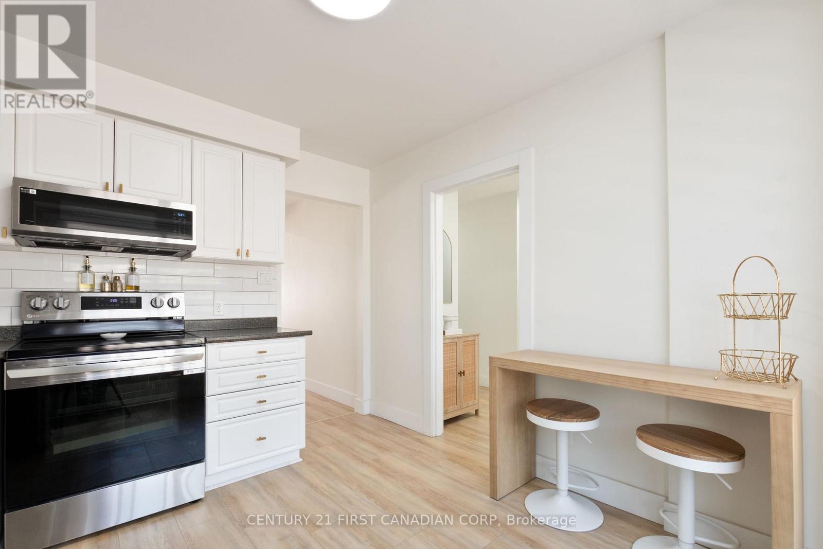 60 - 35 Waterman Avenue, London South, Ontario  N6C 5T8 - Photo 8 - X12704042