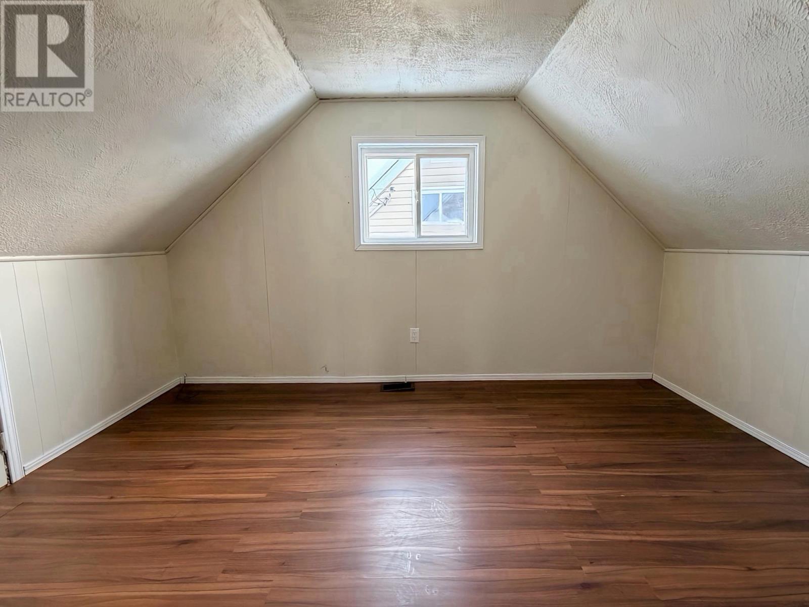 330 Ball Park Cres, Geraldton, Ontario  P0T 1M0 - Photo 10 - TB2600042