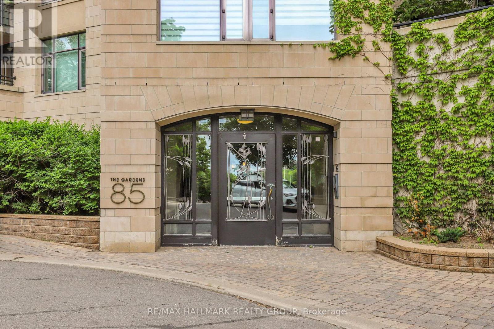 Experience luxury and space in this rare 3-bedroom (or 2-bedroom plus den) unit perched high above Ottawa's vibrant Centretown with stunning north-west views of the Ottawa River and the Gatineau Hills and balconies on both the north and south sides. Designed with an open-concept layout, the home is bathed in natural light, highlighting the rich hardwood flooring and elegant finishes and is ideal for entertaining. The gourmet kitchen boasts granite countertops, stainless steel appliances, and a rare double pantry. The primary suite features a spacious 5-piece ensuite, providing a serene retreat, walk-in closet with custom built-ins and balcony. The versatile layout makes for an ideal work from home space. Additional conveniences include in-unit laundry, two storage lockers combined, two underground parking spaces (with potential for third spot not included). Building amenities include the peaceful Gardens, gym, party room and underground guest parking. Steps to the Ottawa River Parkway walking and biking paths, Lyon Street O-train, Lebreton Flats and the new library as well as all Centretown has to offer. Vacant, quick closing available. Parking PB 33 & 34. Locker PB 13 & 14. (id:48254)