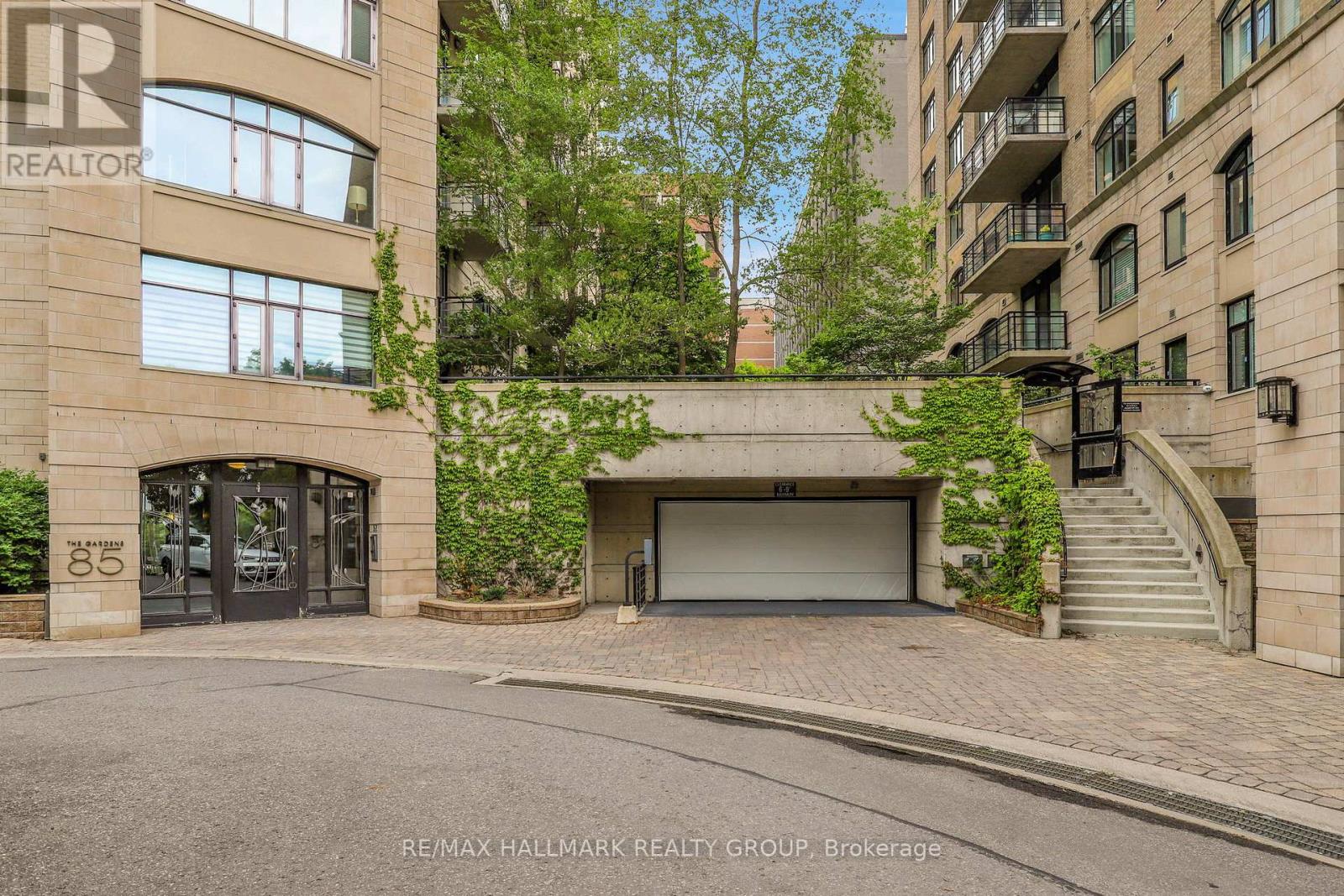 1003 - 85 Bronson Avenue, Ottawa, Ontario  K1R 6G7 - Photo 2 - X12704086