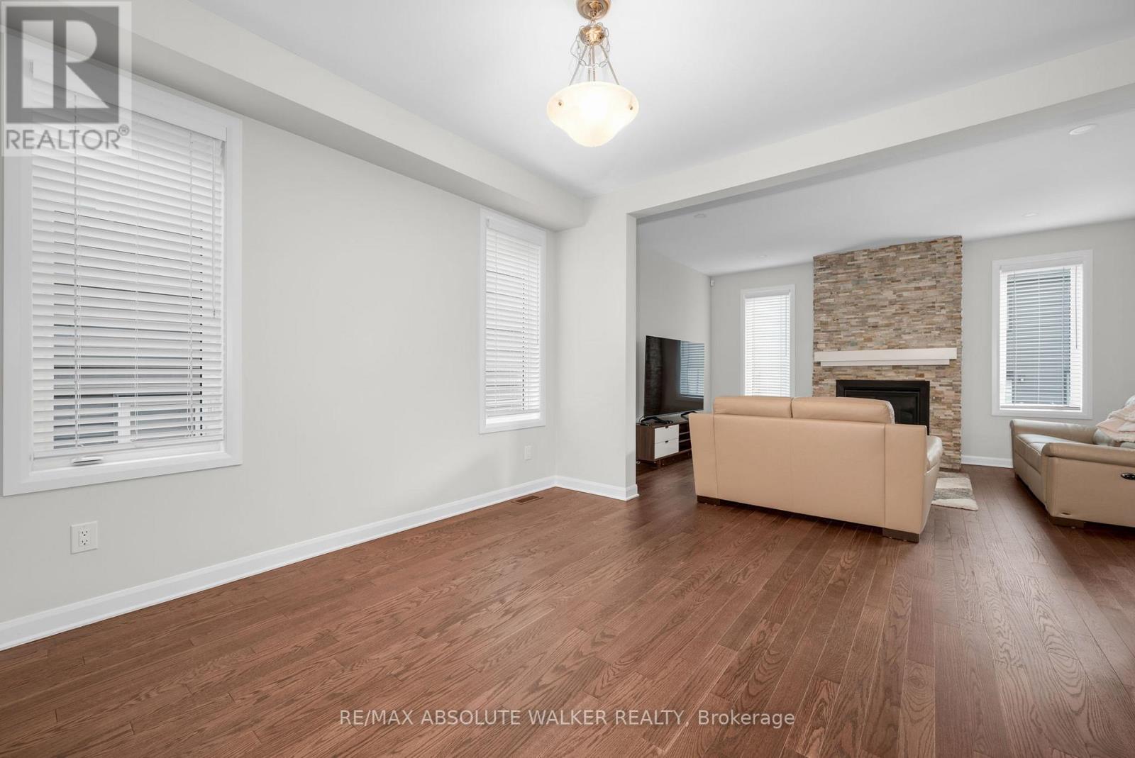 529 Anchor Circle, Ottawa, Ontario  K4M 0X5 - Photo 4 - X12704118