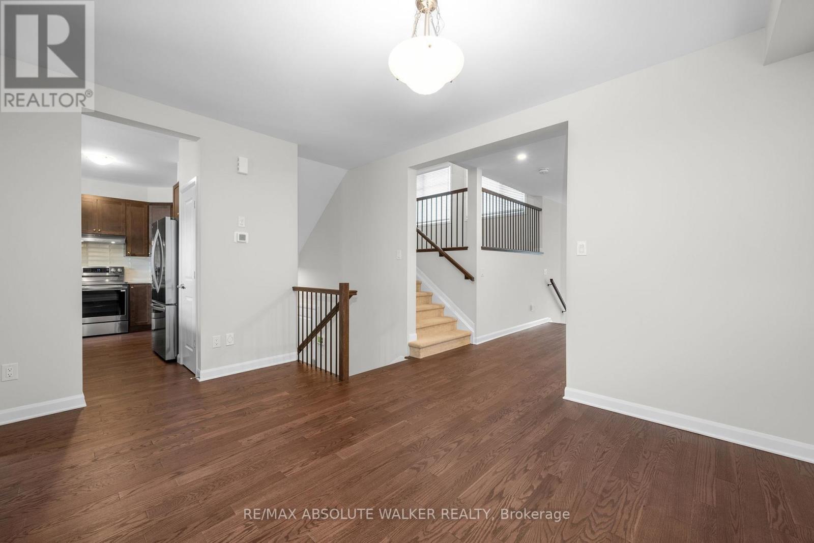 529 Anchor Circle, Ottawa, Ontario  K4M 0X5 - Photo 5 - X12704118