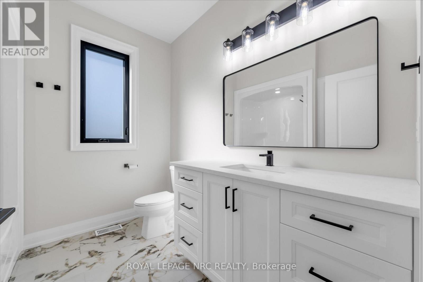 207 Forks Road, Welland, Ontario  L3B 6C5 - Photo 11 - X12704150