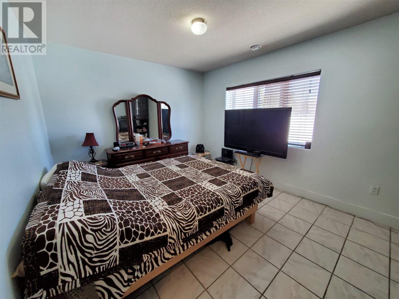 100 Queen St, Barwick, Ontario  P0W 1A0 - Photo 34 - TB2600085