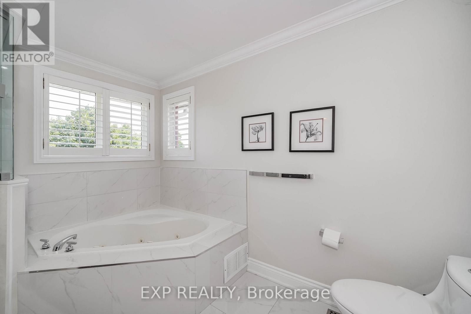 116 Colesbrook Road, Richmond Hill, Ontario  L4S 2G3 - Photo 22 - N12703752