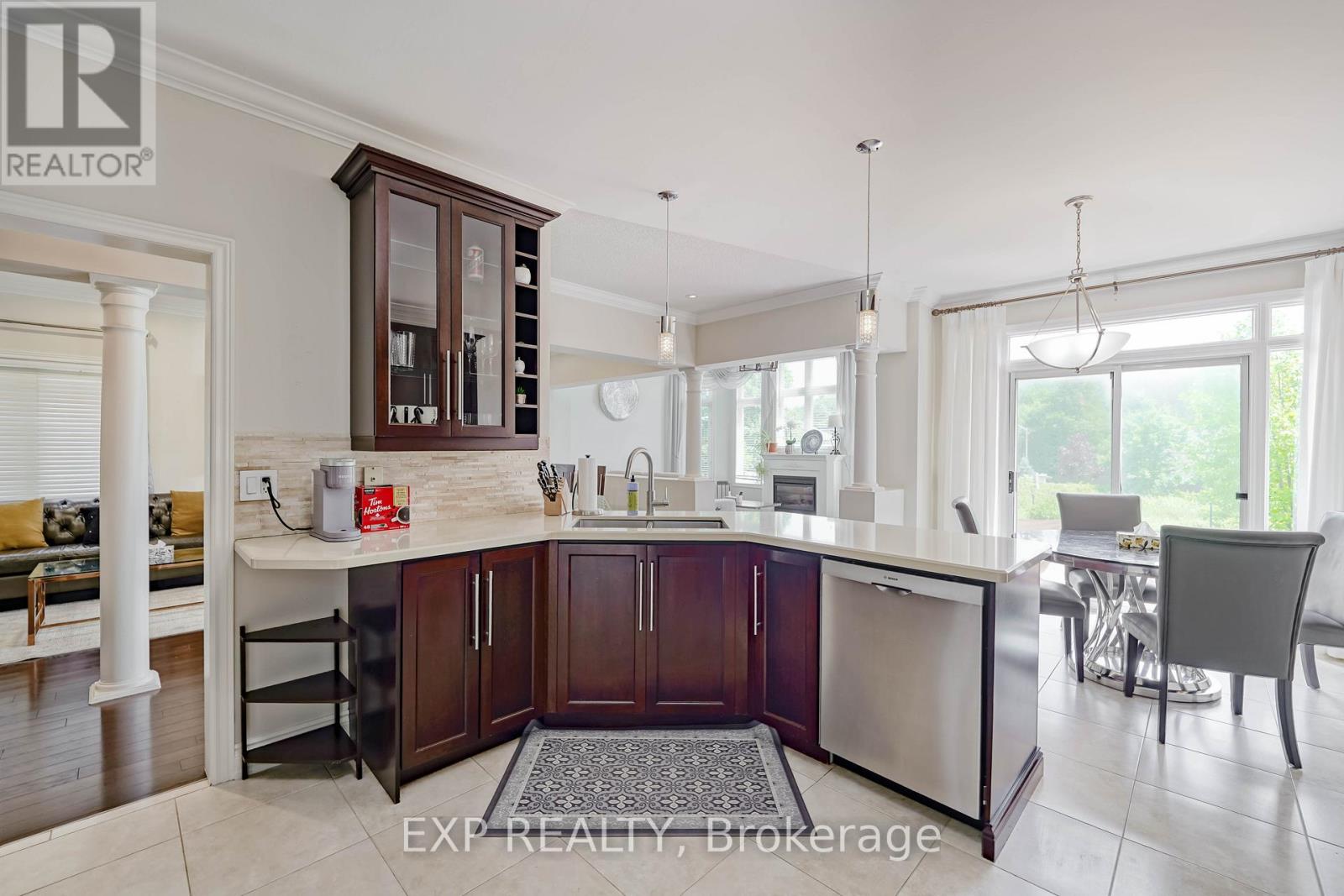 116 Colesbrook Road, Richmond Hill, Ontario  L4S 2G3 - Photo 11 - N12703752