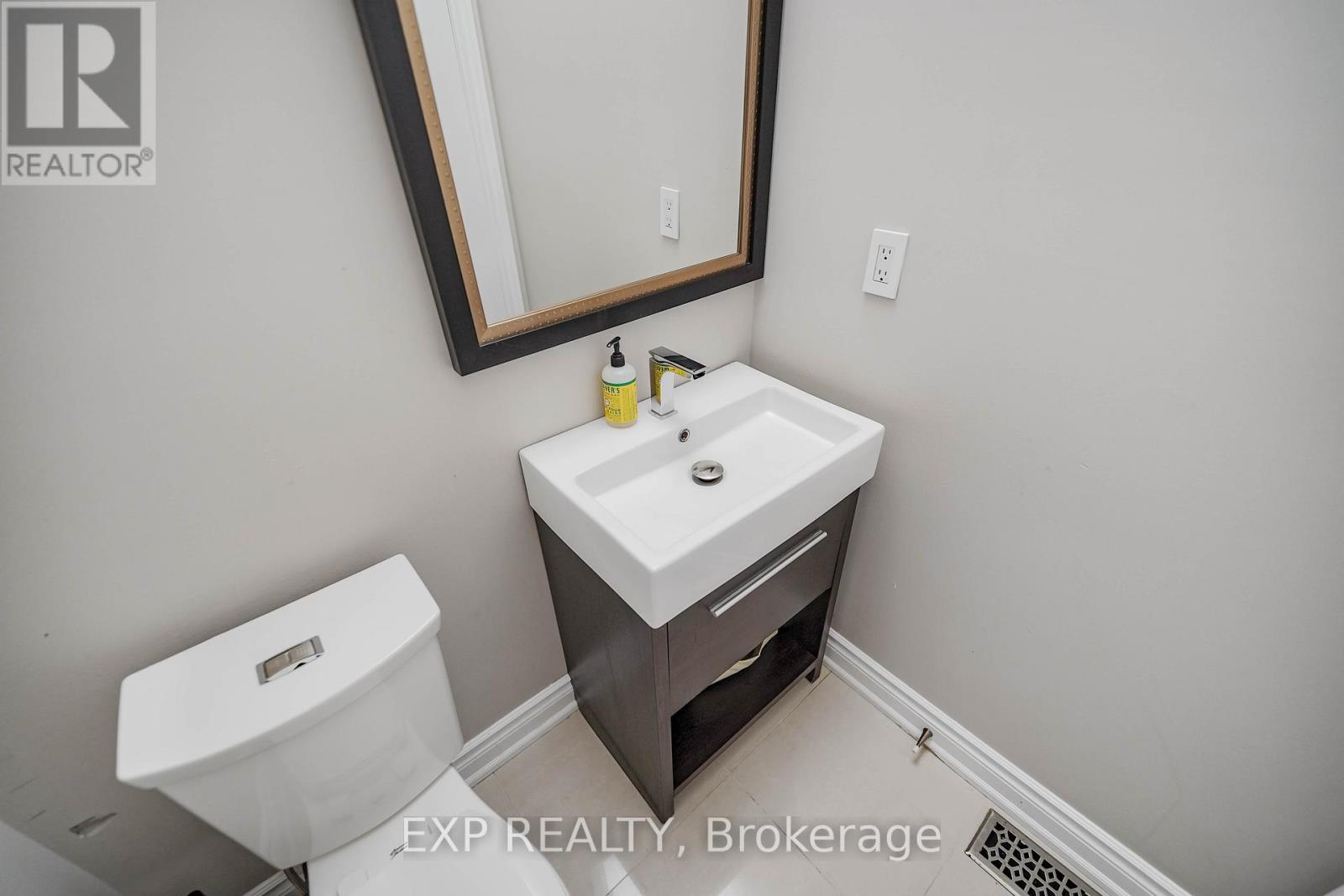 116 Colesbrook Road, Richmond Hill, Ontario  L4S 2G3 - Photo 19 - N12703752