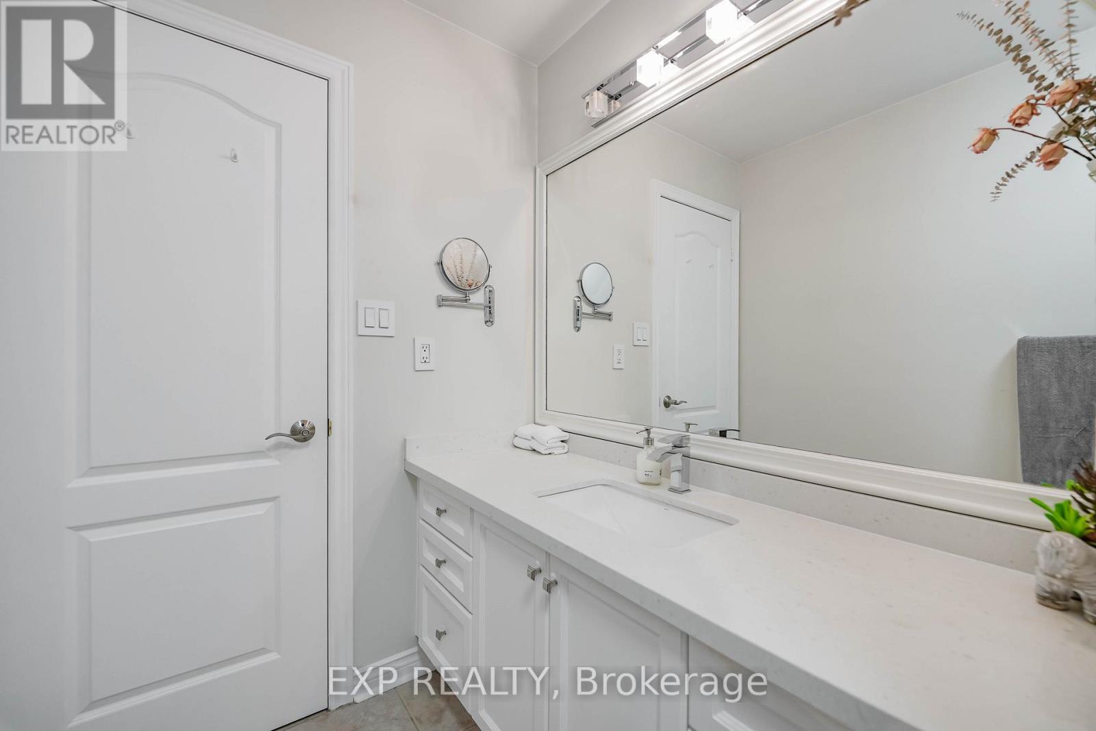 116 Colesbrook Road, Richmond Hill, Ontario  L4S 2G3 - Photo 31 - N12703752