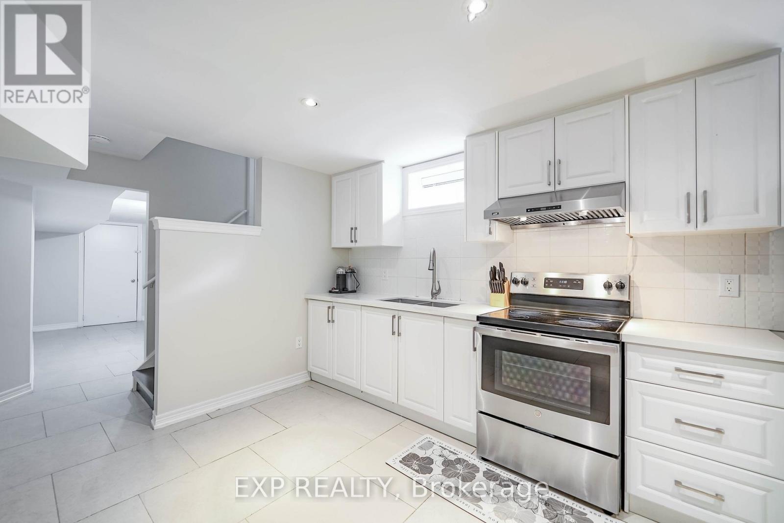 116 Colesbrook Road, Richmond Hill, Ontario  L4S 2G3 - Photo 43 - N12703752