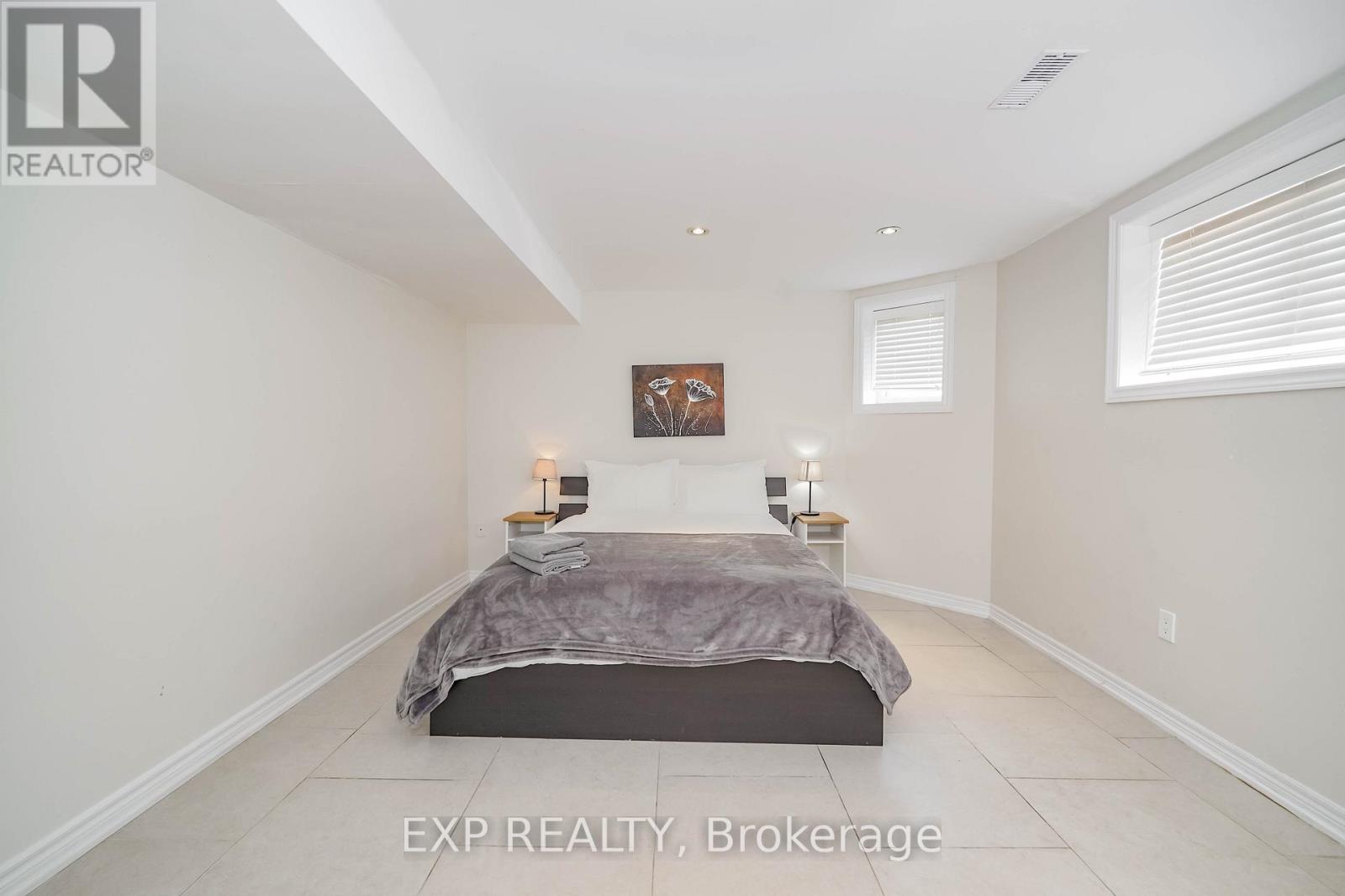 116 Colesbrook Road, Richmond Hill, Ontario  L4S 2G3 - Photo 46 - N12703752