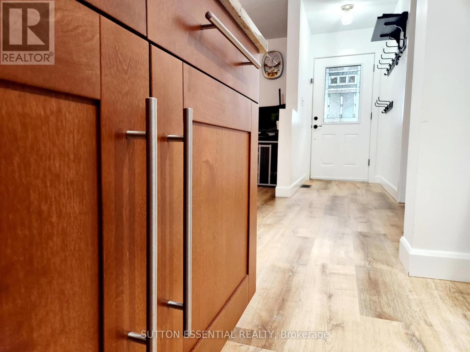 1266 Brockmount Place, Brockville, Ontario  K6V 5Z7 - Photo 9 - X12704146