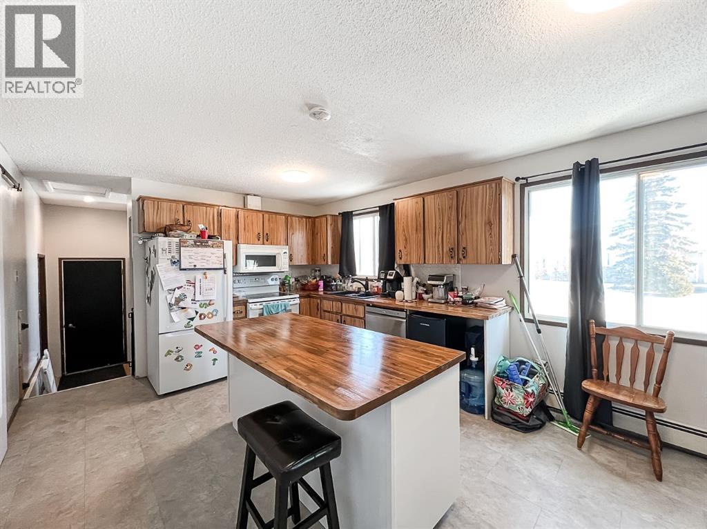 5124 49 Street, Girouxville, Alberta  T0H 1S0 - Photo 3 - A2270056