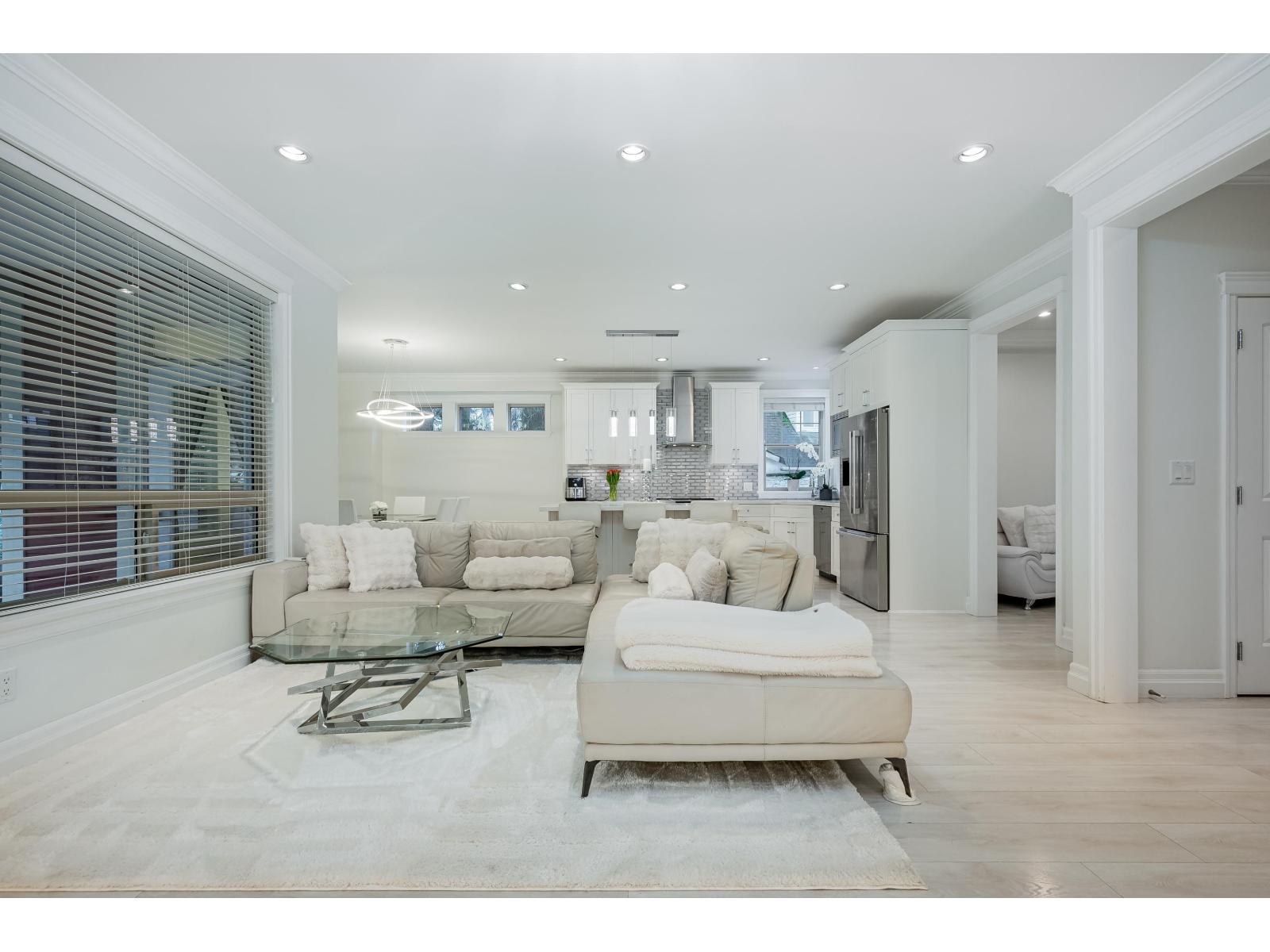 17447 0a Avenue, Surrey, British Columbia  V3S 9P3 - Photo 5 - R3078091