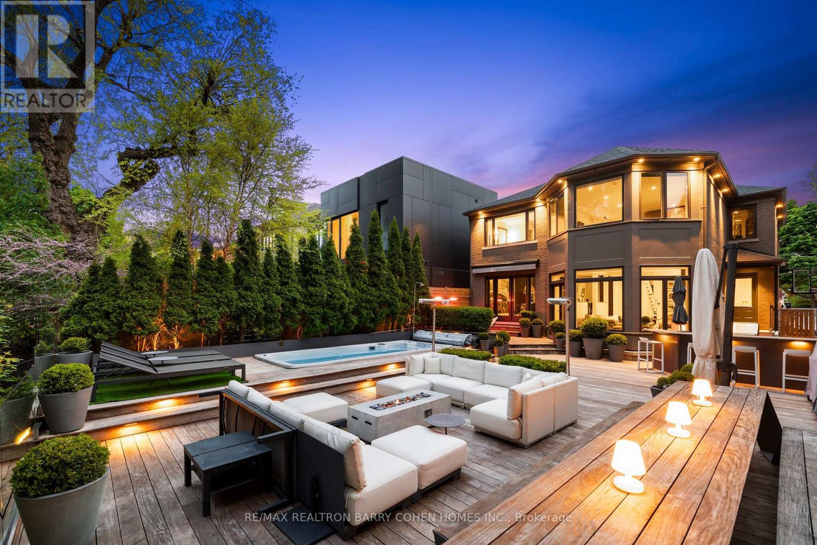 215 Lonsmount Drive, Toronto, Ontario  M5P 2Y6 - Photo 39 - C12704050