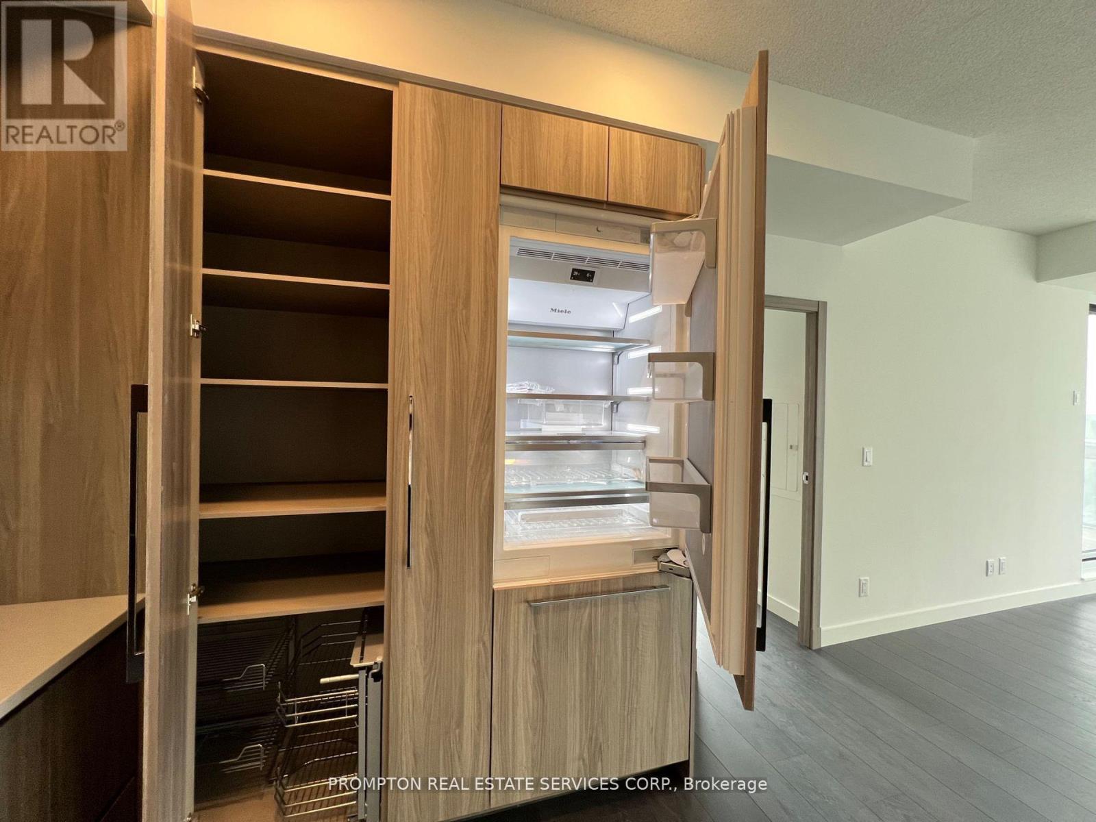 1906 - 27 Mcmahon Drive, Toronto, Ontario  M2K 0J2 - Photo 10 - C12704100