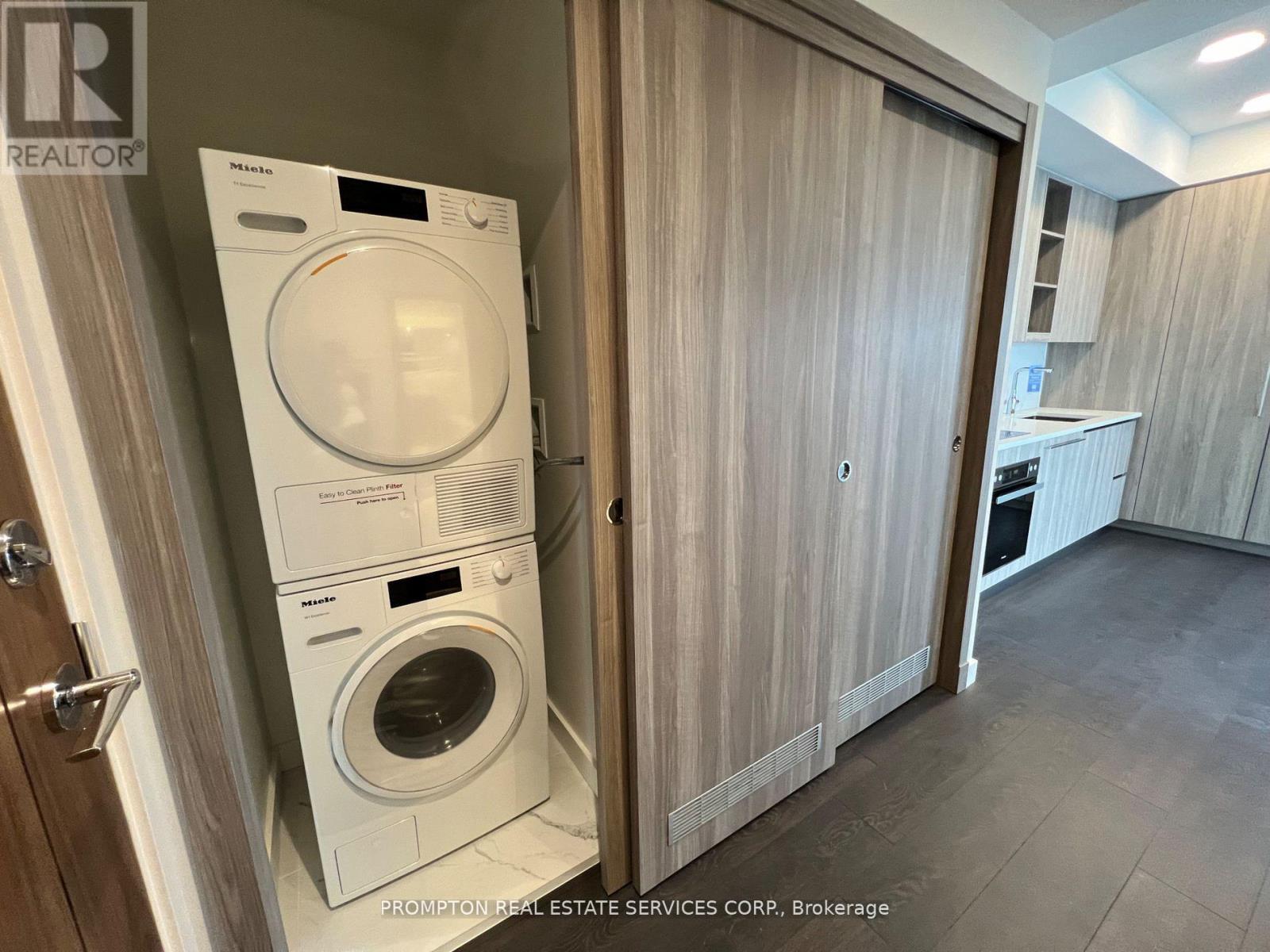 1906 - 27 Mcmahon Drive, Toronto, Ontario  M2K 0J2 - Photo 7 - C12704100