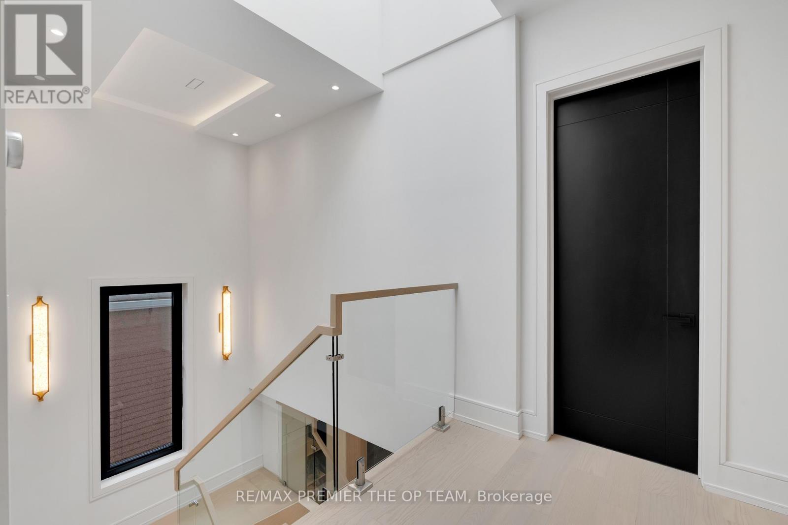 487 Coldstream Avenue, Toronto, Ontario  M5N 1Y6 - Photo 18 - C12704108