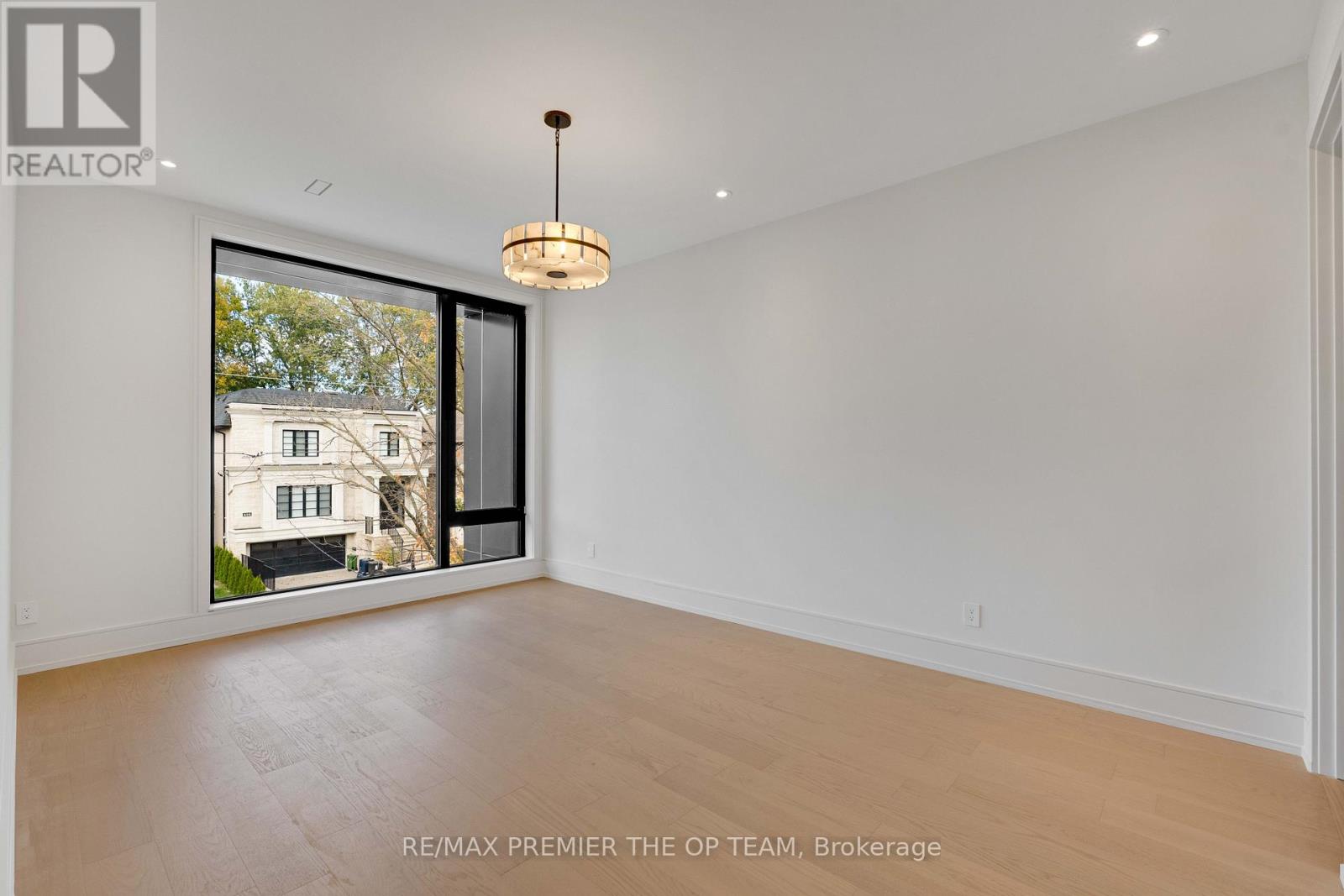 487 Coldstream Avenue, Toronto, Ontario  M5N 1Y6 - Photo 22 - C12704108