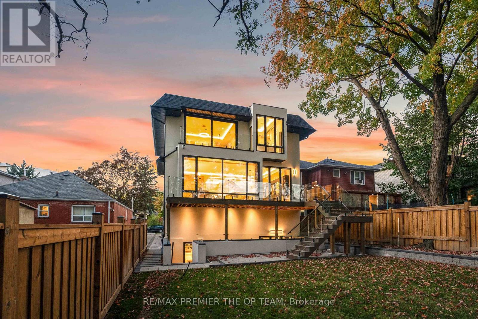 487 Coldstream Avenue, Toronto, Ontario  M5N 1Y6 - Photo 4 - C12704108