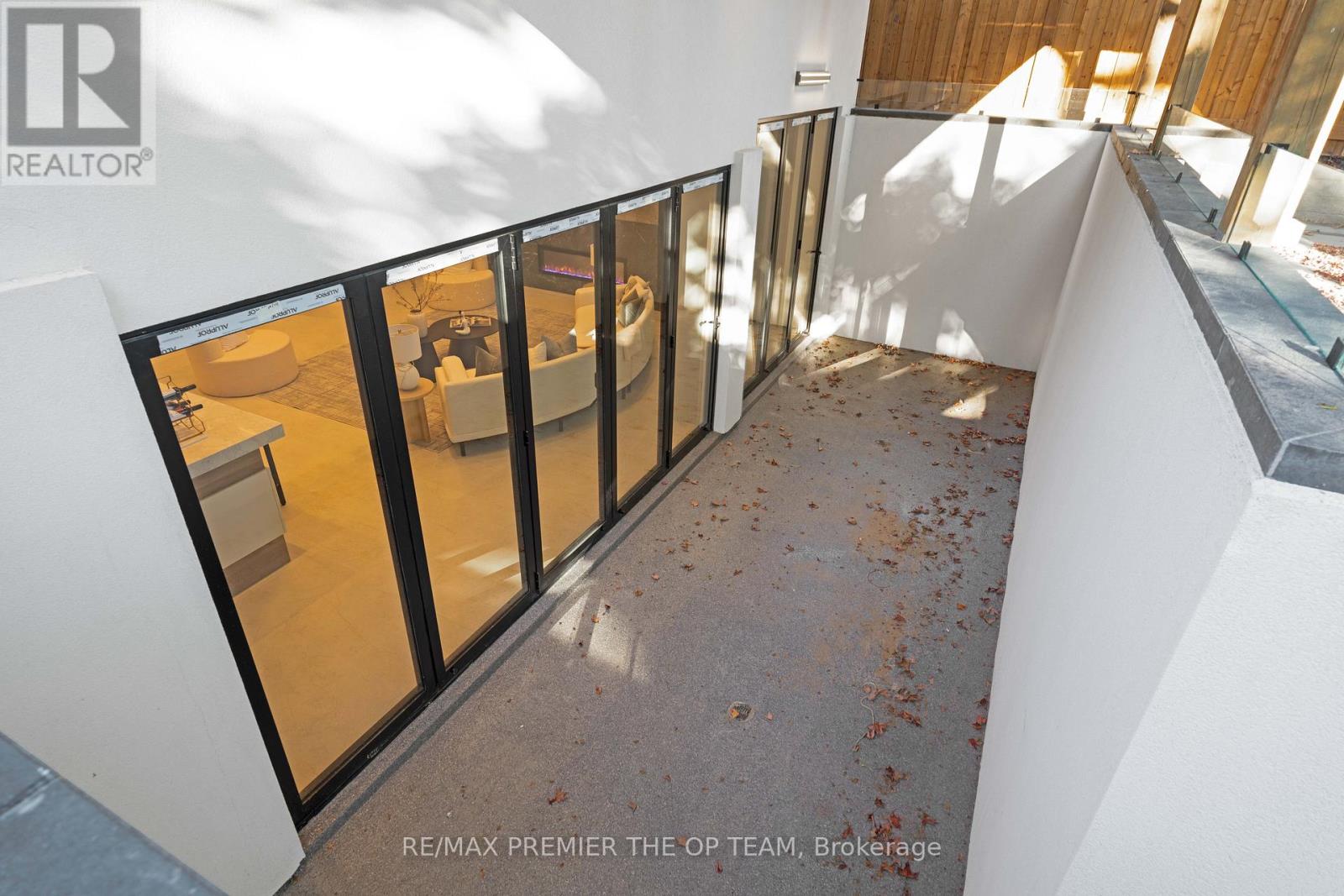 487 Coldstream Avenue, Toronto, Ontario  M5N 1Y6 - Photo 7 - C12704108