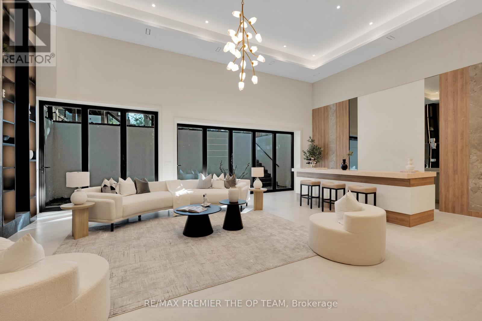 487 Coldstream Avenue, Toronto, Ontario  M5N 1Y6 - Photo 9 - C12704108