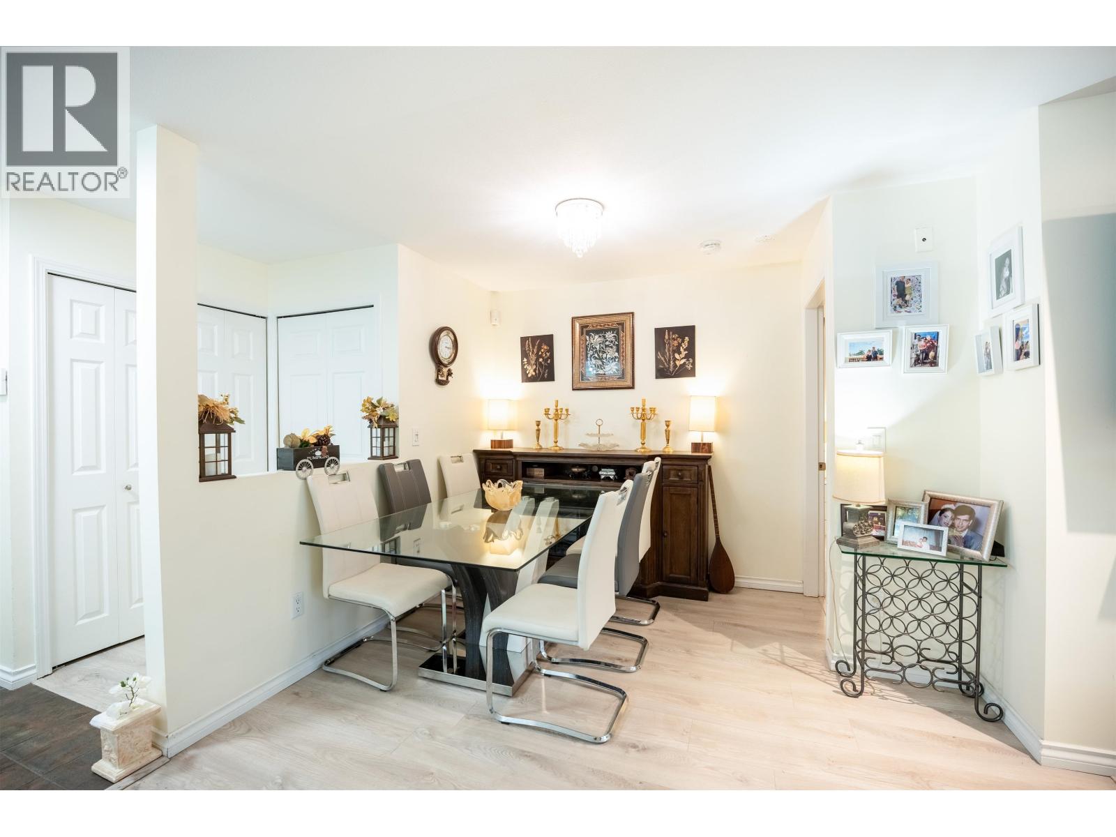 206 855 W 16th Street, North Vancouver, British Columbia  V7P 1R2 - Photo 6 - R3080141