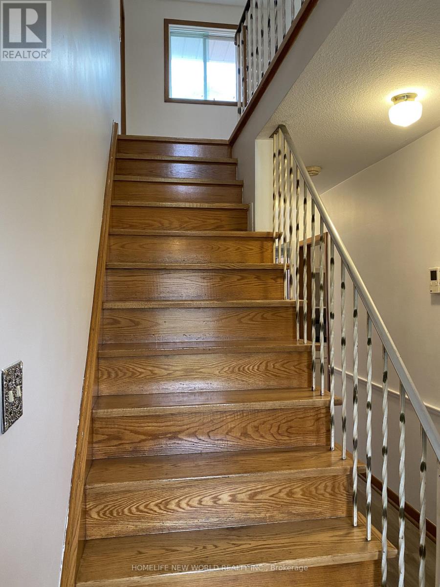 62 Landfair Crescent, Toronto, Ontario  M1J 3A7 - Photo 10 - E12703990