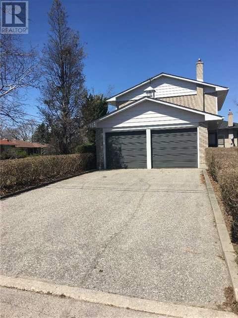 62 Landfair Crescent, Toronto, Ontario  M1J 3A7 - Photo 2 - E12703990