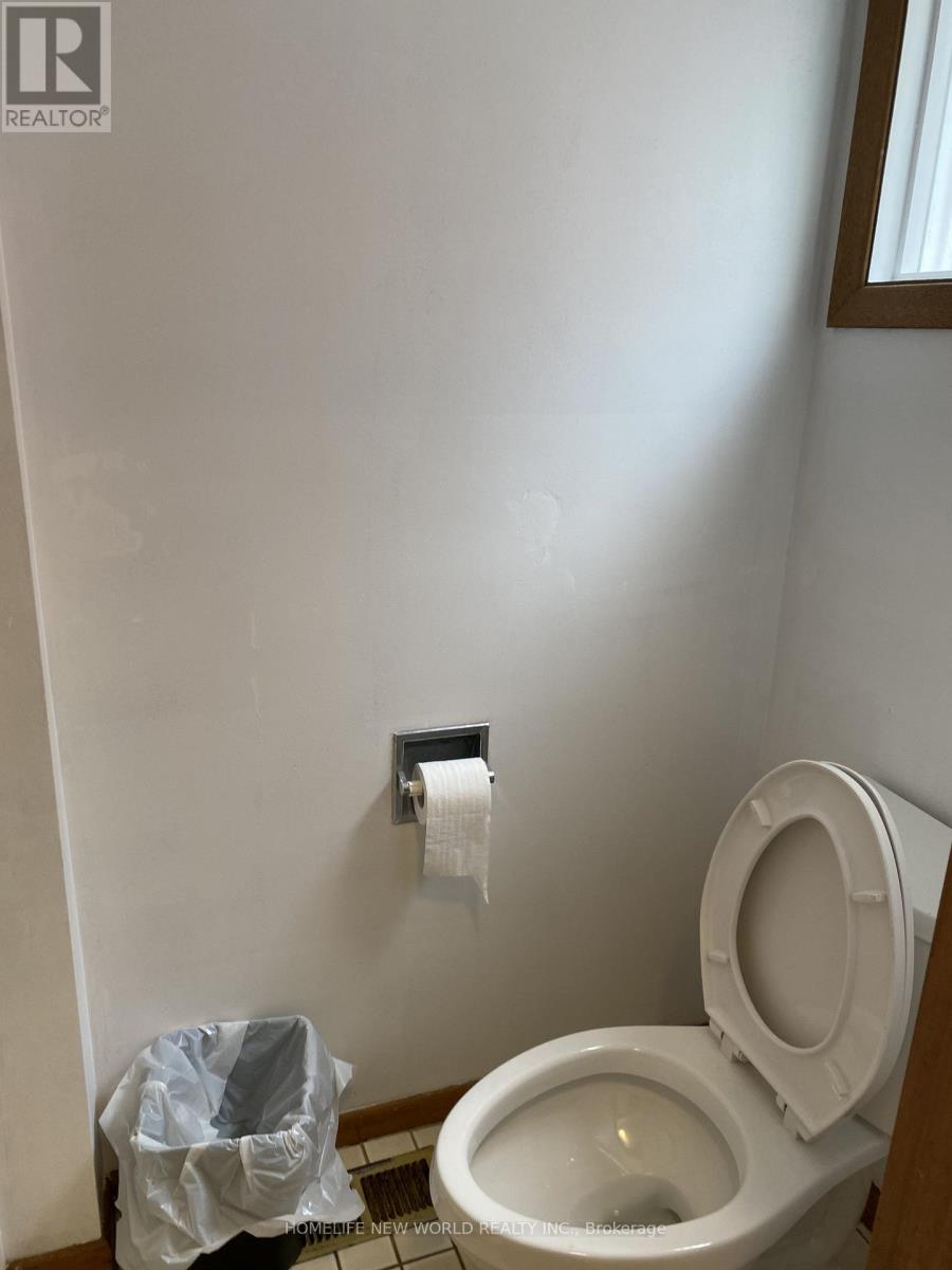 62 Landfair Crescent, Toronto, Ontario  M1J 3A7 - Photo 9 - E12703990