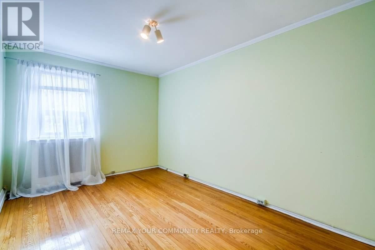 Main Floor - 203 Woodycrest Avenue, Toronto, Ontario  M4J 3C4 - Photo 10 - E12704158