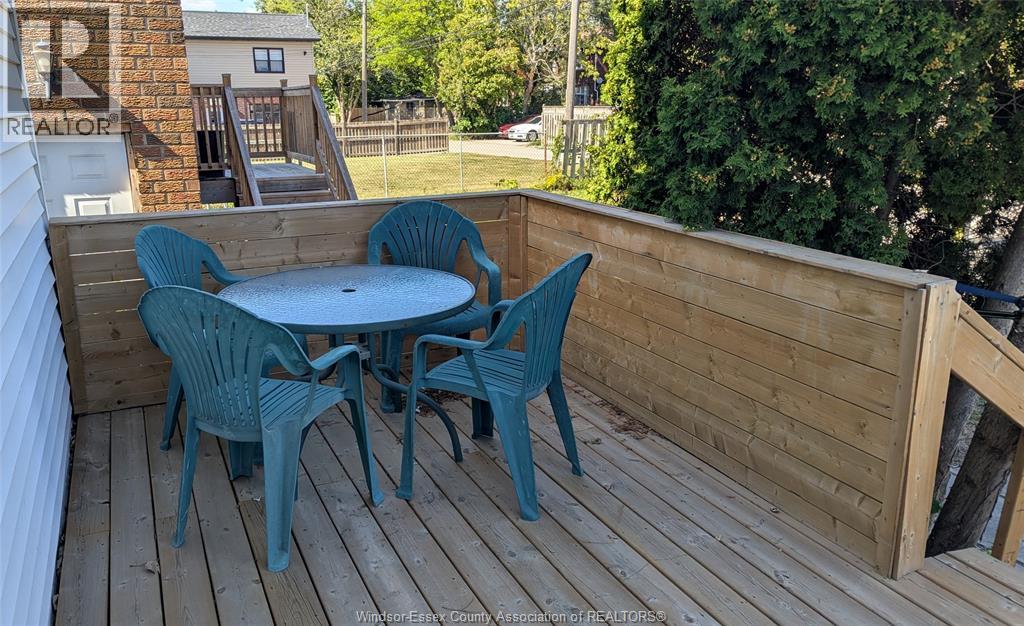 534 California, Windsor, Ontario  N9B 2Y9 - Photo 2 - 26001325
