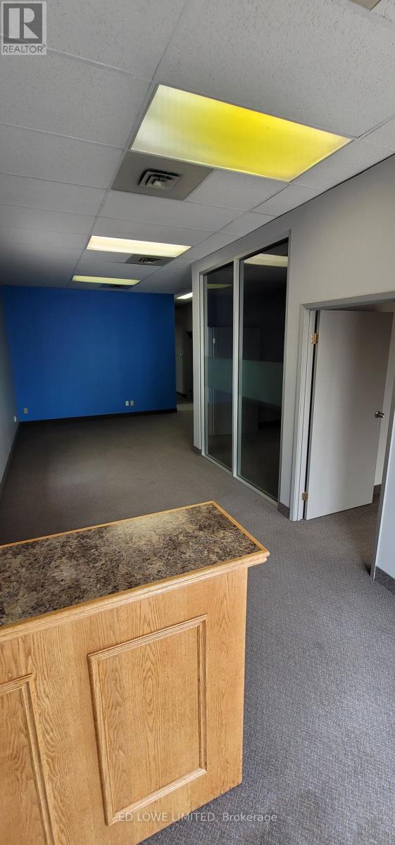 1001 - 74 Cedar Pointe Drive, Barrie, Ontario  L4N 5R7 - Photo 4 - S12704028