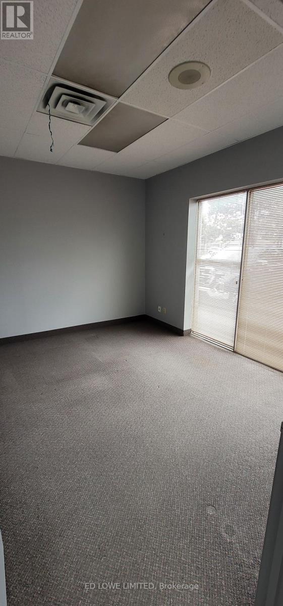 1001 - 74 Cedar Pointe Drive, Barrie, Ontario  L4N 5R7 - Photo 5 - S12704028