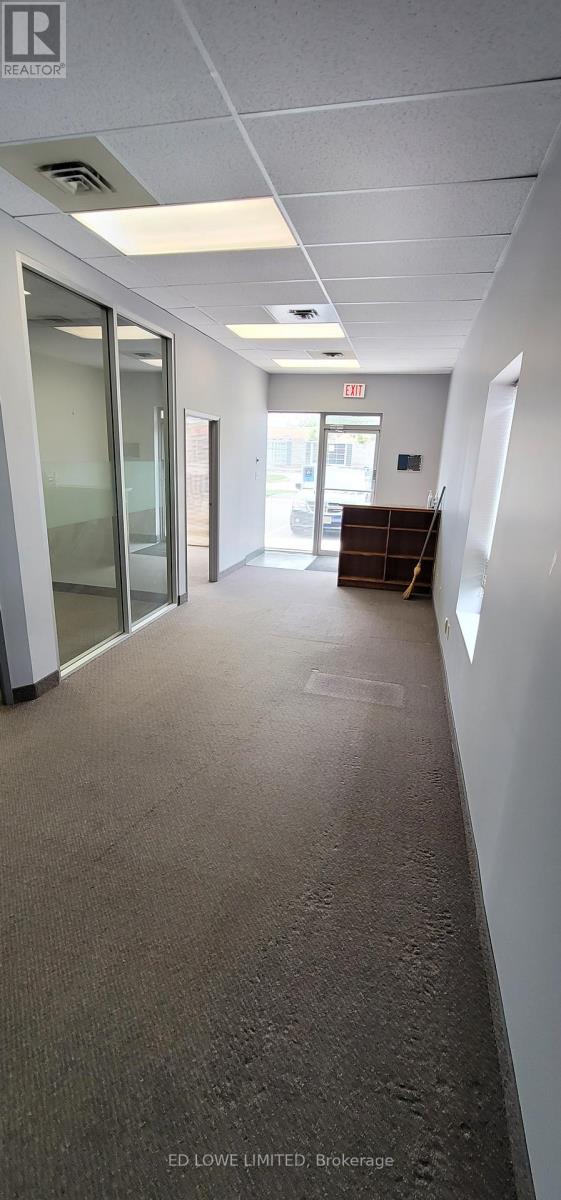 1001 - 74 Cedar Pointe Drive, Barrie, Ontario  L4N 5R7 - Photo 7 - S12704028