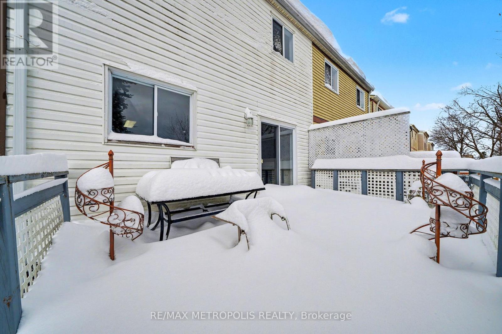19 Robin Court, Barrie, Ontario  L4M 5L9 - Photo 27 - S12704034