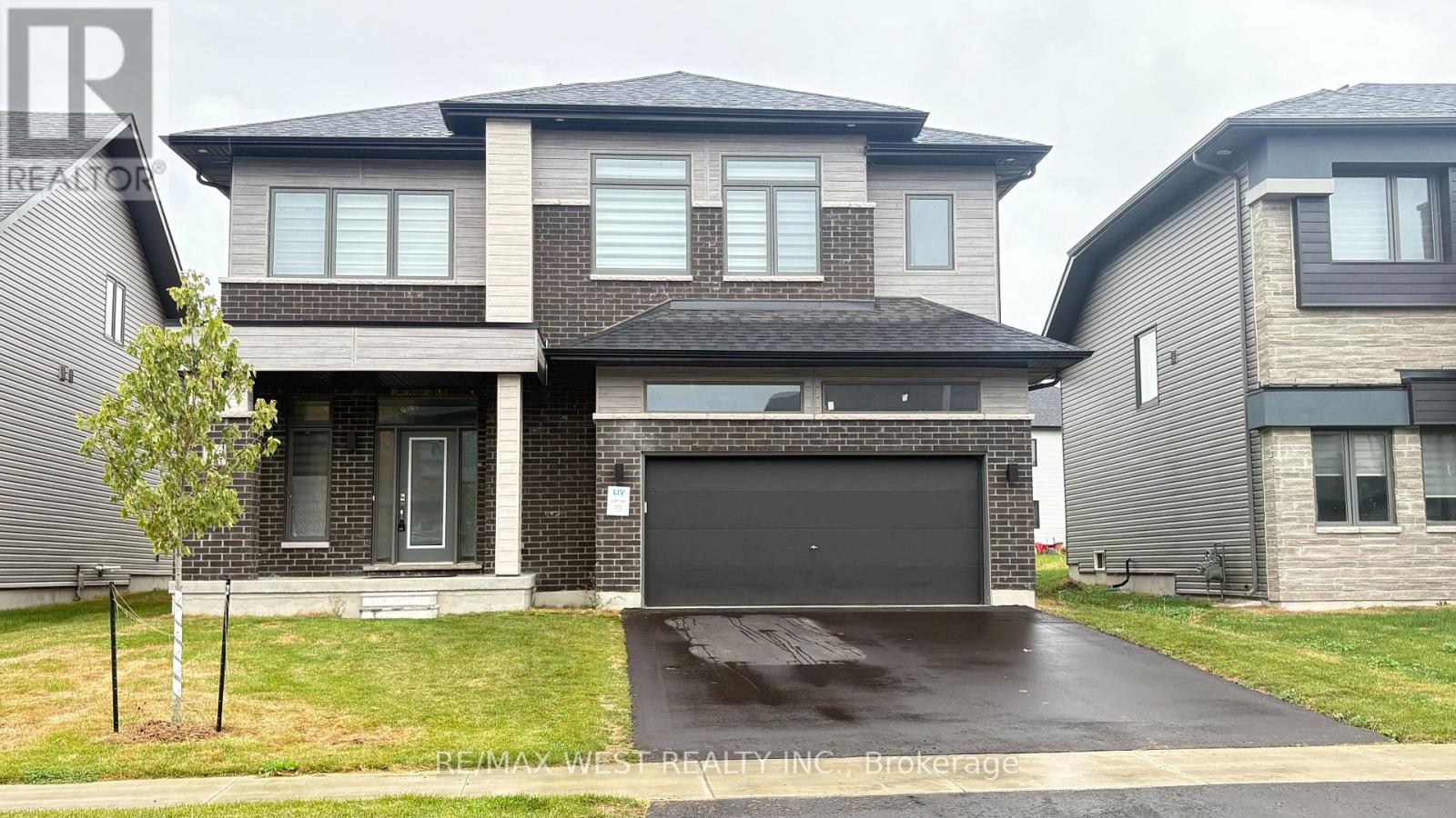 3162 Searidge Street, Severn (West Shore), Ontario  L3V 0Y4 - Photo 1 - S12704170