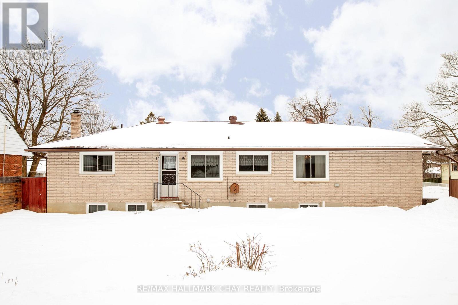 19 Steel Street, Barrie, Ontario  L4M 2E6 - Photo 38 - S12703782