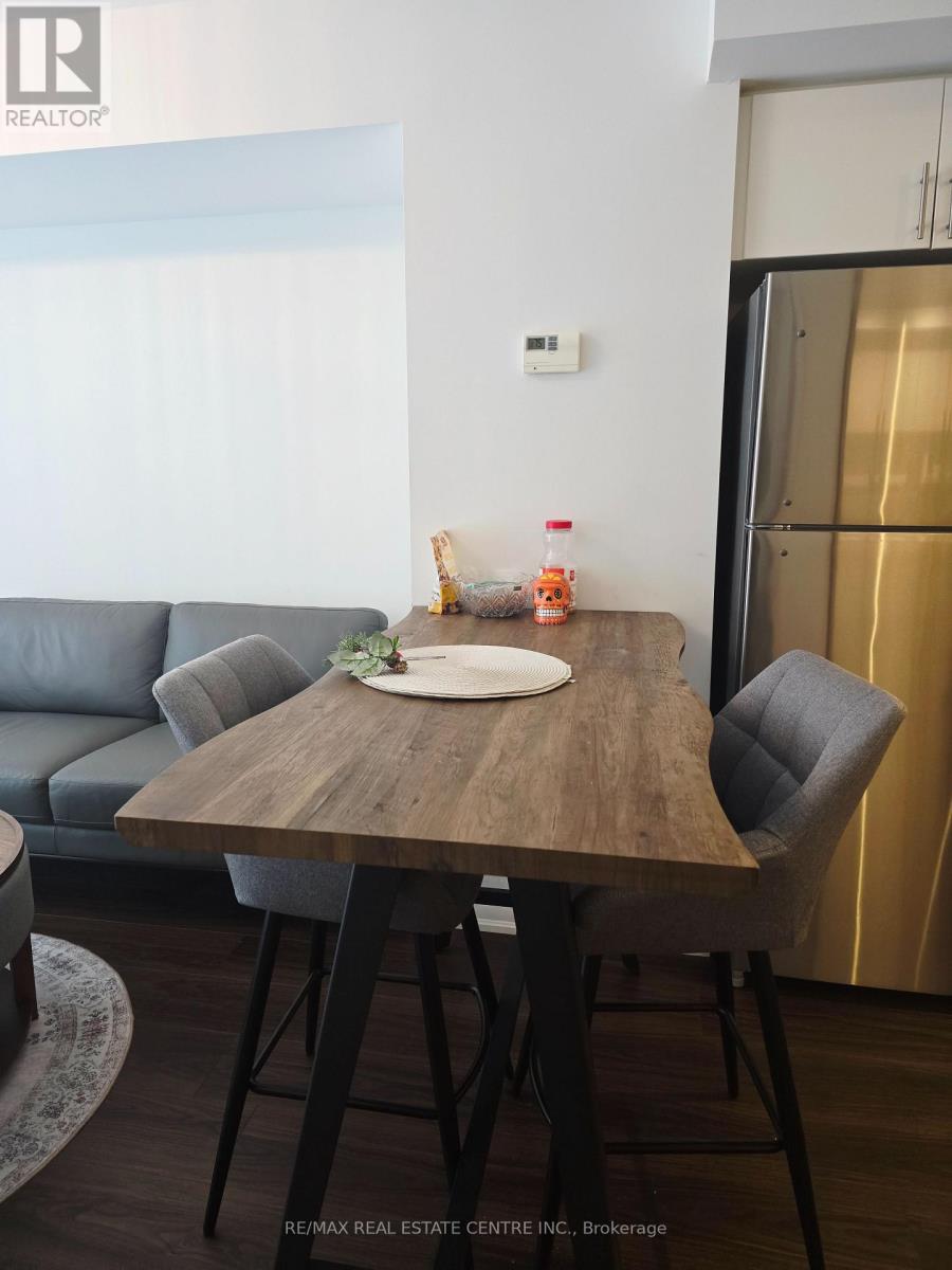 319 - 3091 Dufferin Street, Toronto, Ontario  M6A 0C4 - Photo 5 - W12701850